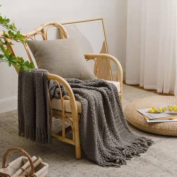 Knitted Bed Runner - Image 9